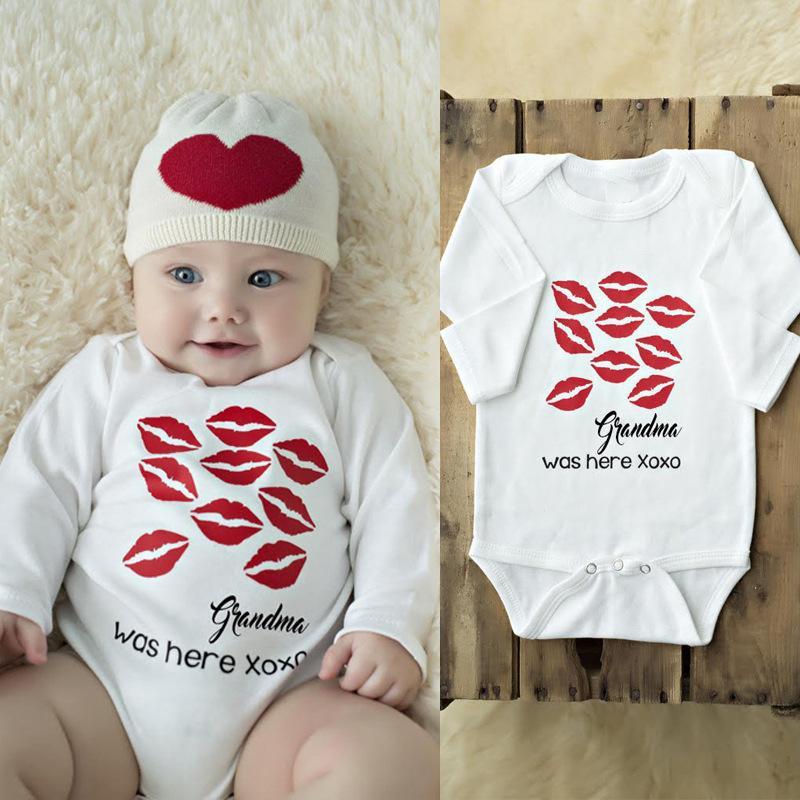 “Grandma was here”Lip Printed Long Sleeve Baby Romper