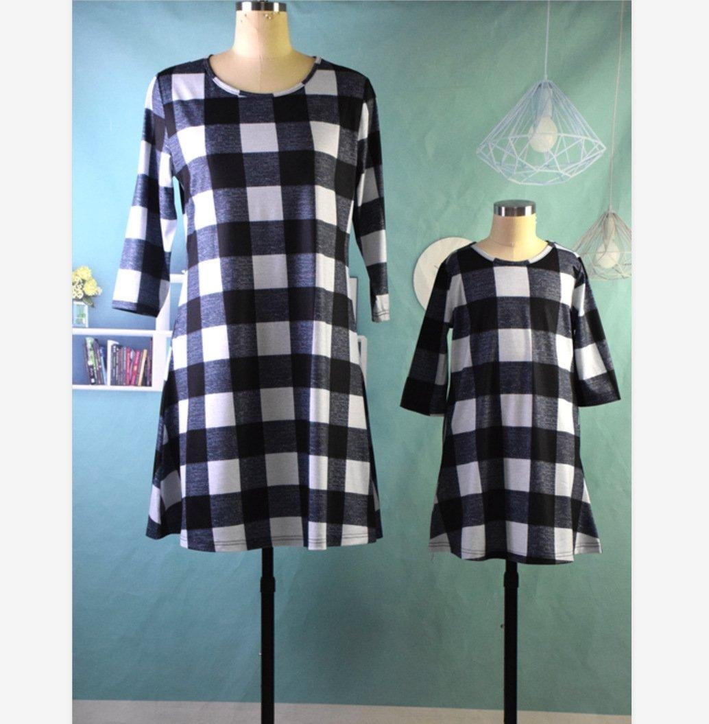 Family Matching Three-quarter Sleeves Chequered Parent-child Dress - MomyMall