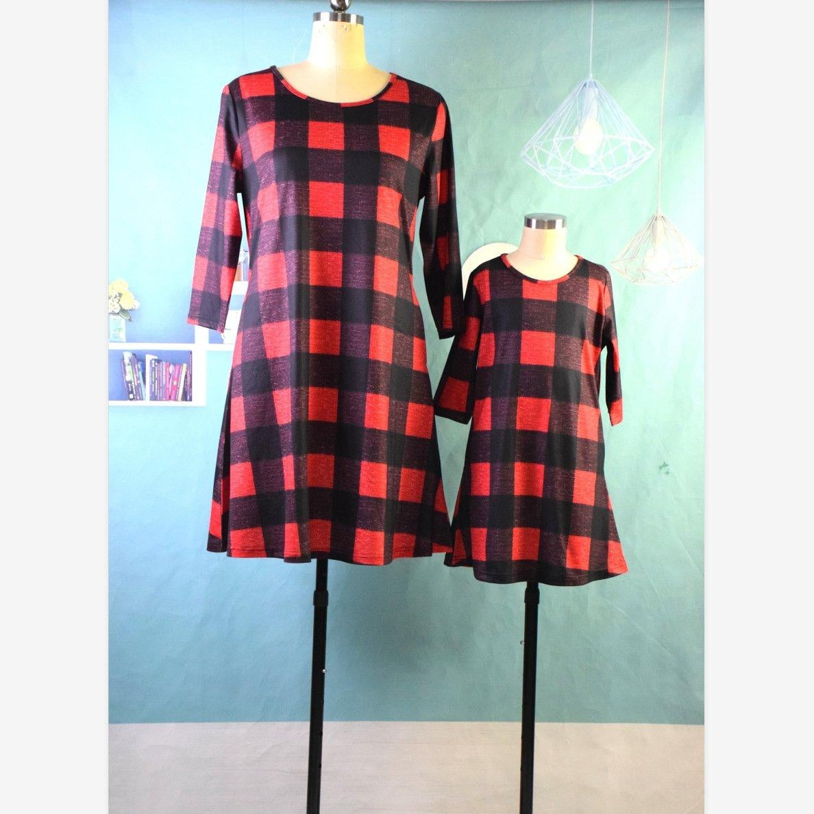 Family Matching Three-quarter Sleeves Chequered Parent-child Dress - MomyMall