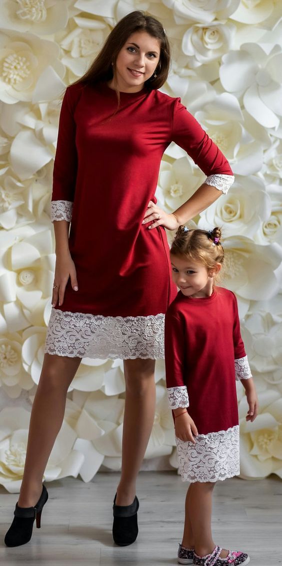 Family Matchig Solid Color Stitching Lace Mid-length Parent-child Dresses