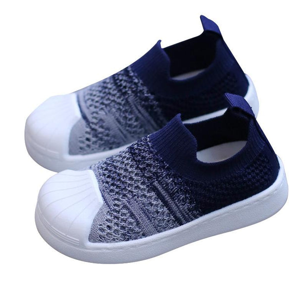 Boys and Girls with Soft Soles and Breathable Flying Shoes - MomyMall