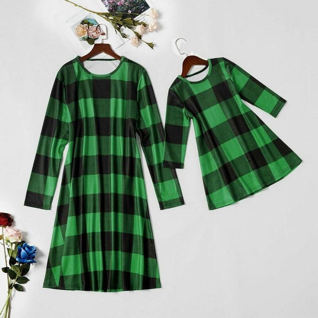 Family Matching Mother Daughter New Year Christmas Plaid Mini Dress - MomyMall