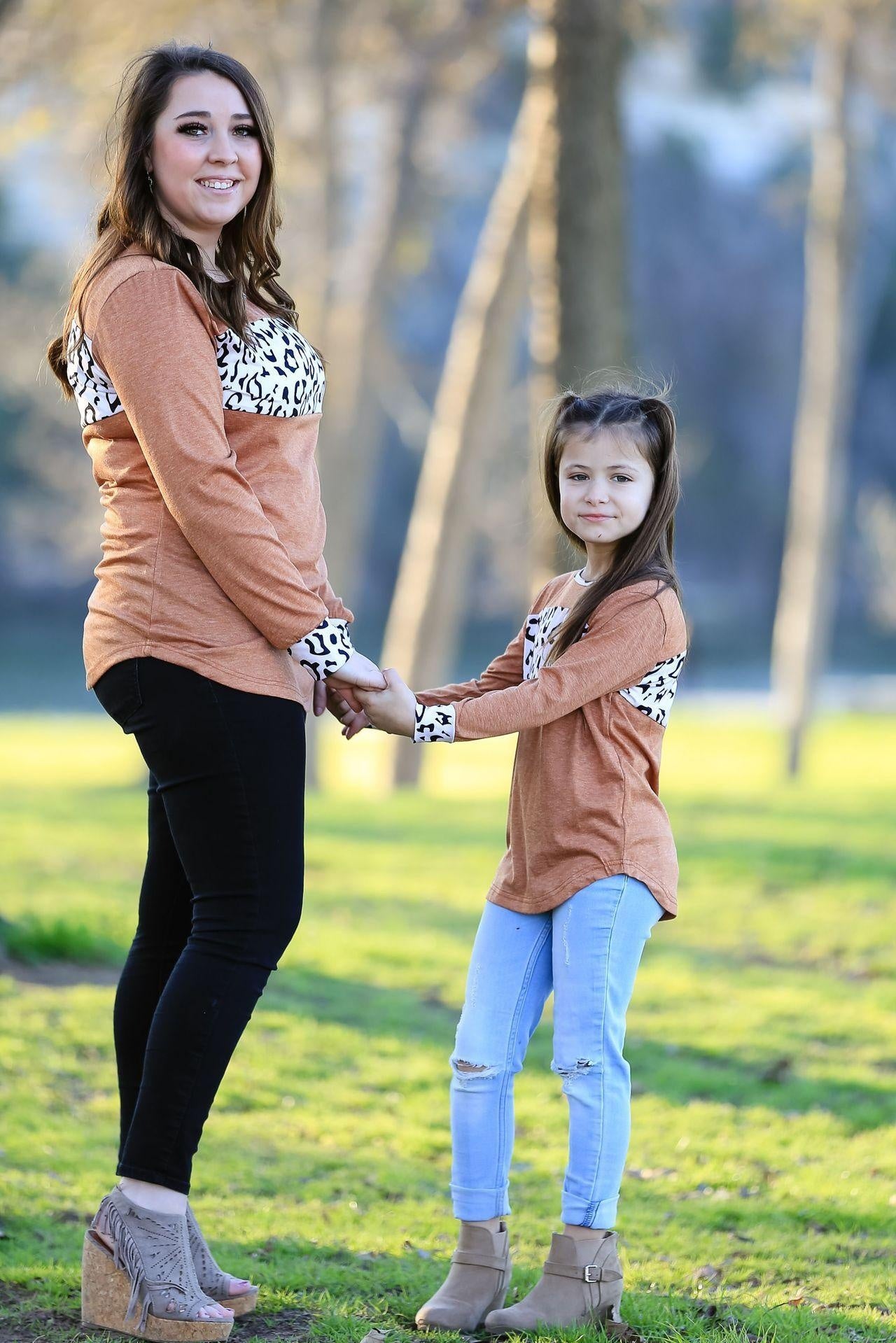 Family Matching Leopard Print Stitching Top Parent-child Shirts - MomyMall