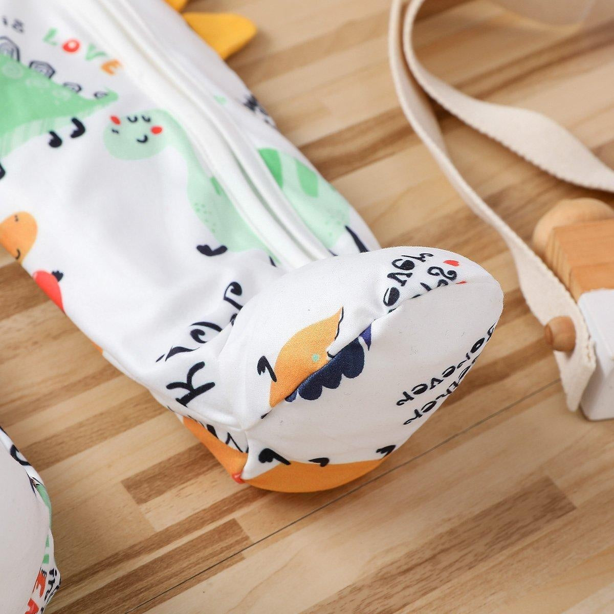 Lovely Newborn Baby Autumn And Winter Cartoon Dinosaur Printed Long-sleeve Jumpsuit