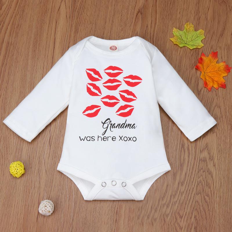 “Grandma was here”Lip Printed Long Sleeve Baby Romper