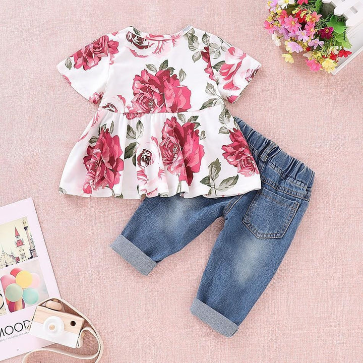 Floral Short-sleeve Top and Jeans Set - MomyMall