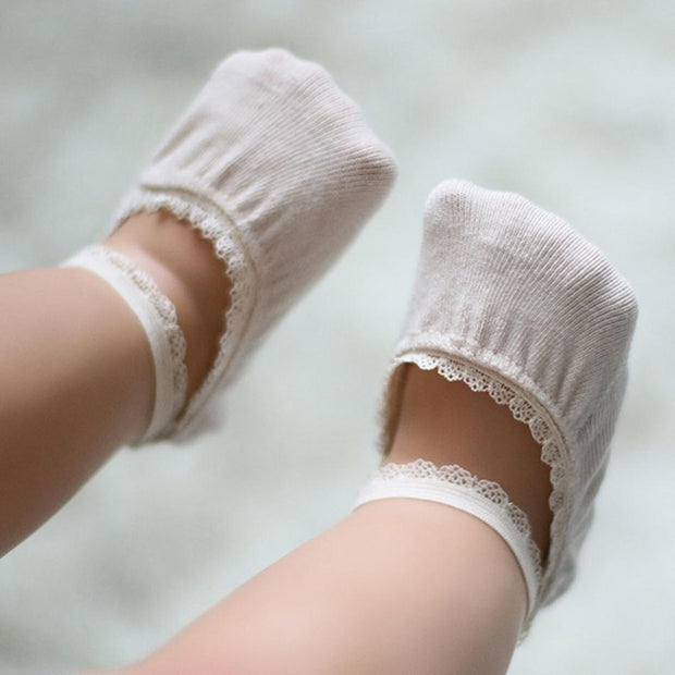 Cute Lace Design Socks for Baby - MomyMall 3-6Months / Beige
