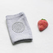 Baby Crawling socks Kneecap (0-24M) - MomyMall Light Grey