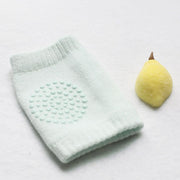 Baby Crawling socks Kneecap (0-24M) - MomyMall Green