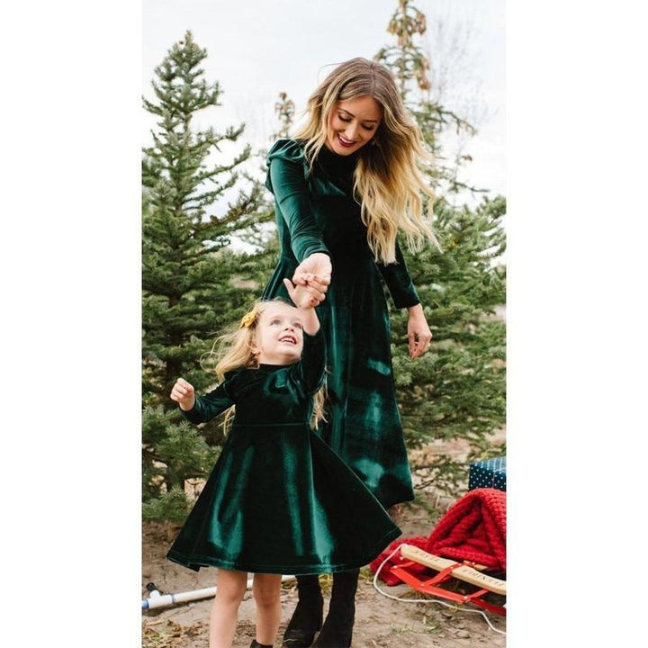 Autumn Mom Daughter Dress Solid Long Sleeve Family Matching Outfits - MomyMall Green / Mom S
