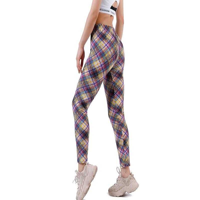 Stretchy Plaid Fitness Leggings