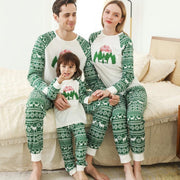 Family Matching Merry Christmas Tree Printed Pajamas Sleepwear - MomyMall green / Mommy S