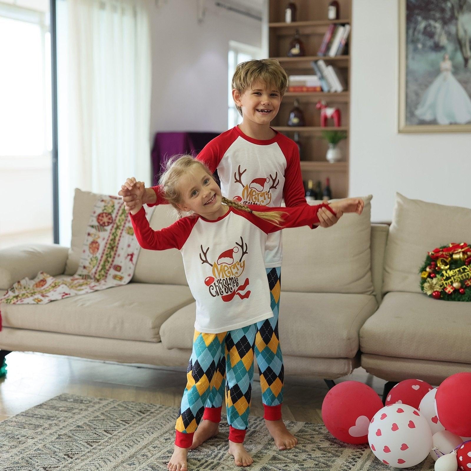 Family Matching Christmas Parent-child Pajamas Suits Set - MomyMall