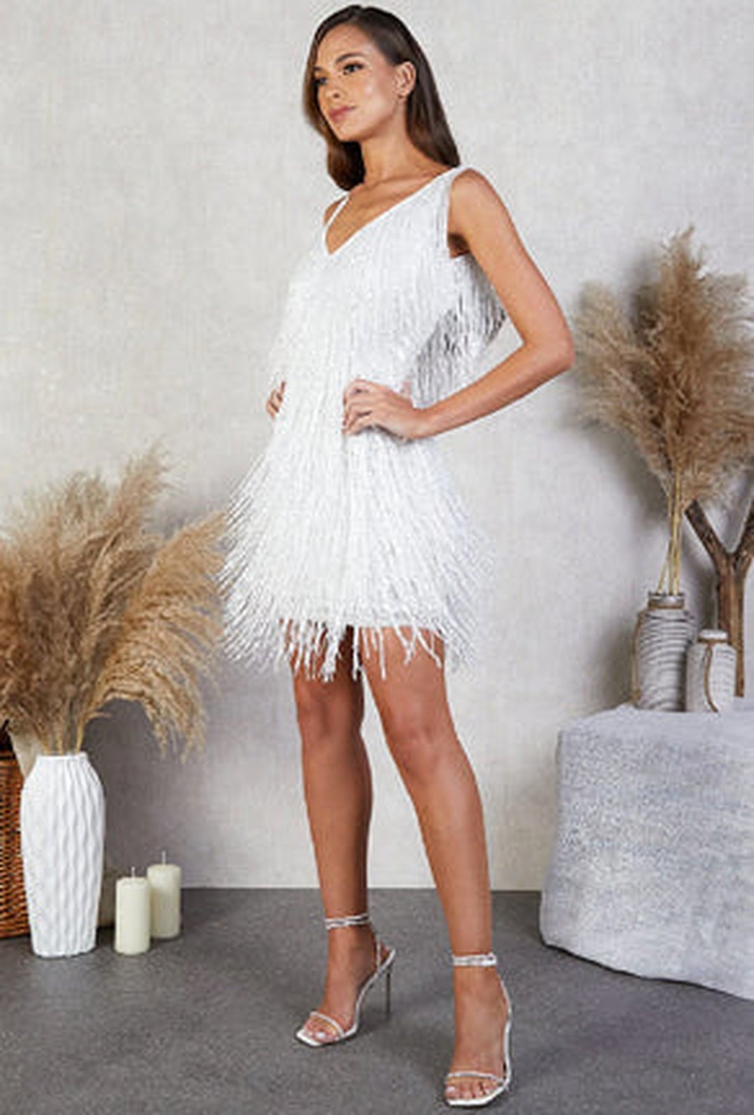 STAR - V-NECK GATSBY FRINGE DRESS