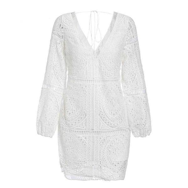 Mini-robe dos nu sexy en dentelle blanche