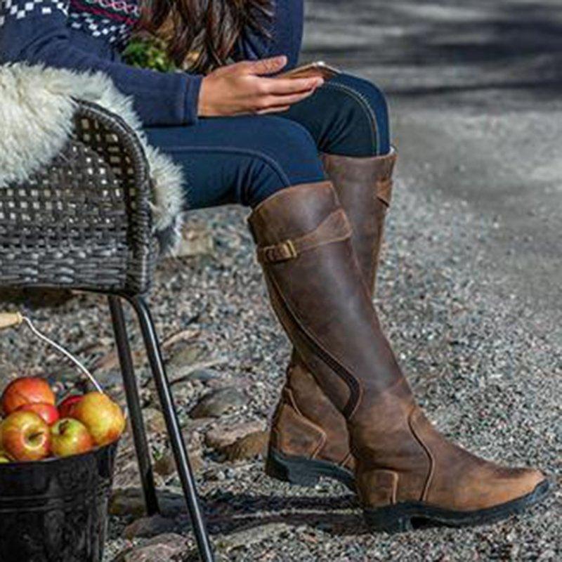 Bottes en cuir à la mode au genou