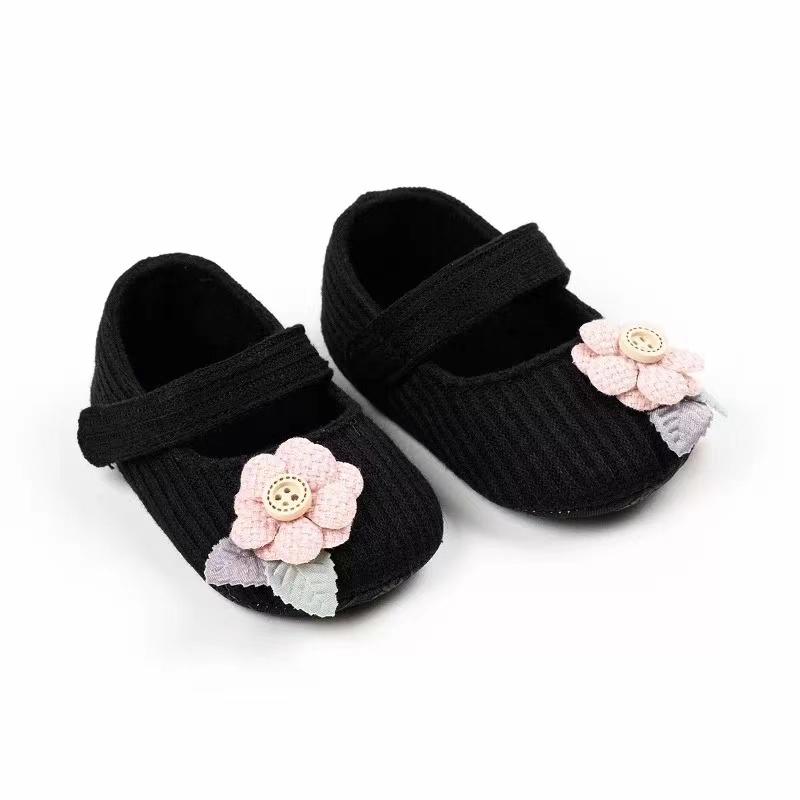 Button Flower First Walker Shoes