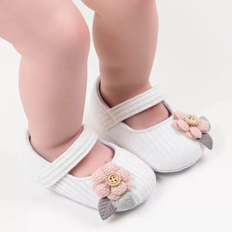 Button Flower First Walker Shoes