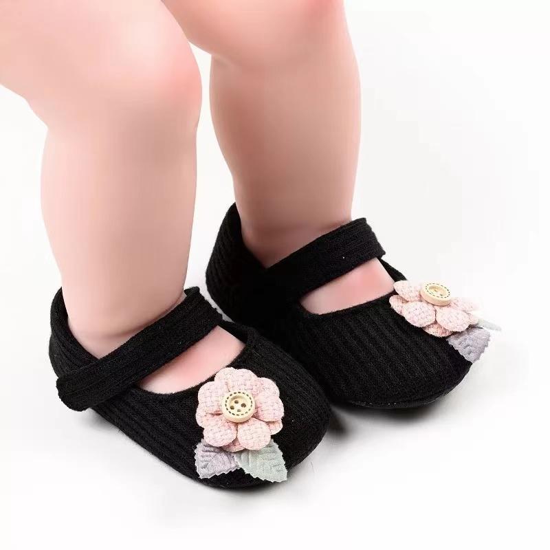 Button Flower First Walker Shoes