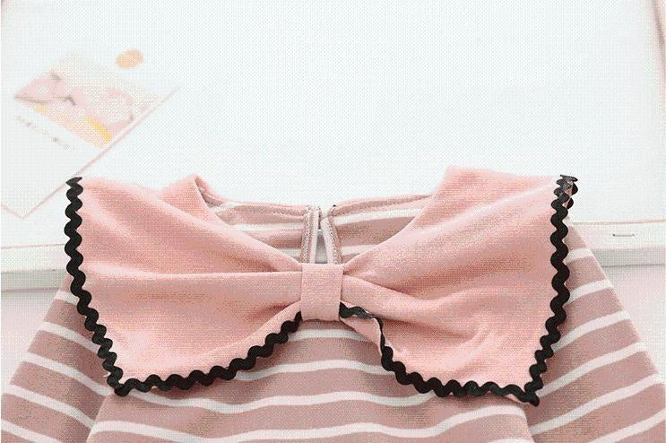 Della Big Bow Ruffle Collar Striped Top