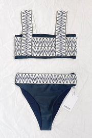 Haut de bikini tissé noir à motif zigzag