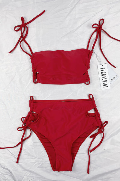 Bas de bikini rouge taille haute en treillis sur les côtés