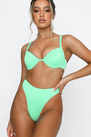 Bas de bikini taille haute côtelé vert menthe