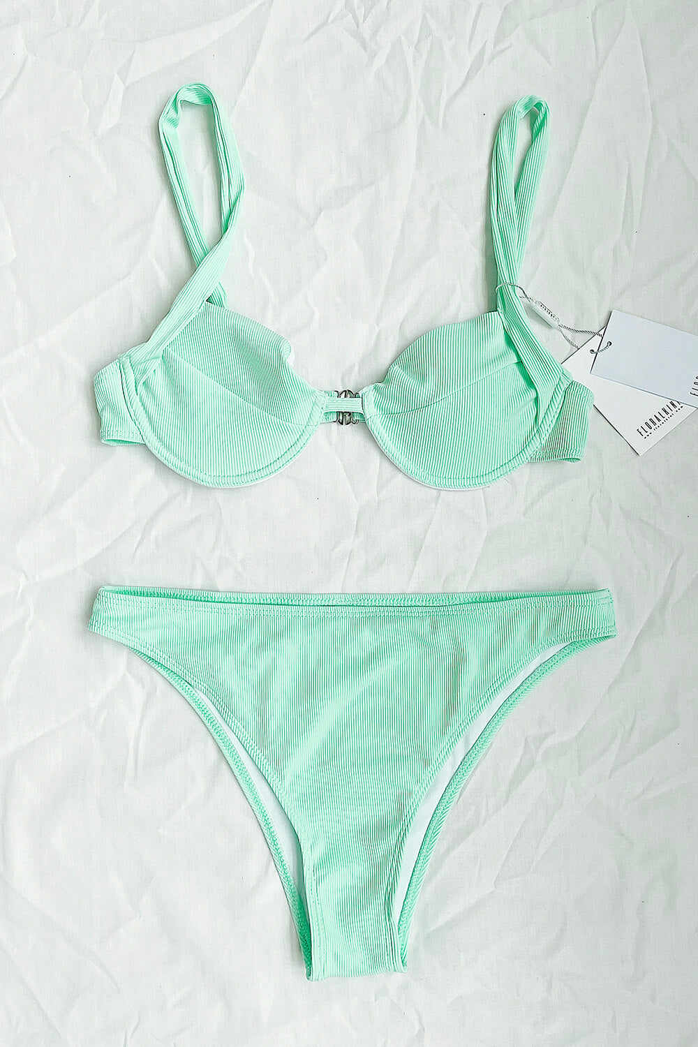 Bas de bikini taille haute côtelé vert menthe