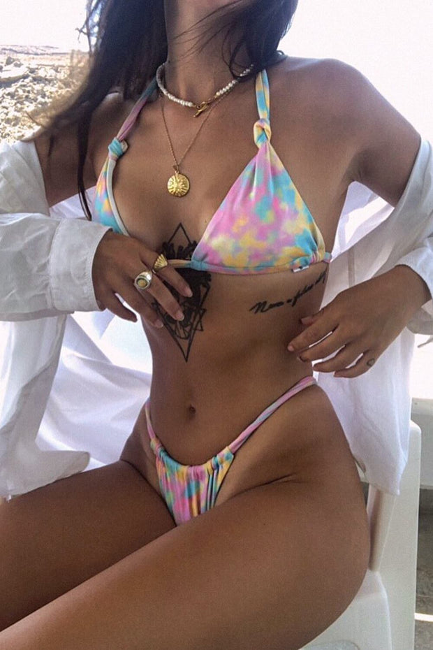 Haut de bikini dos nu noué arc-en-ciel tie-dye