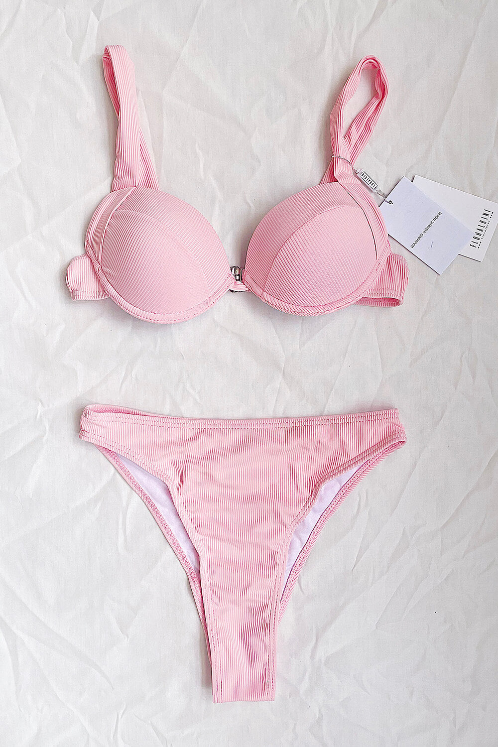 Haut de bikini bralette rose à armatures