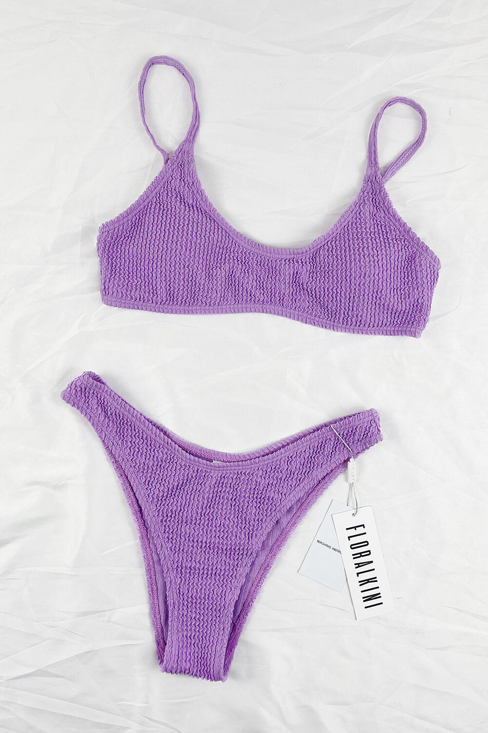 Bas de bikini froissé lilas