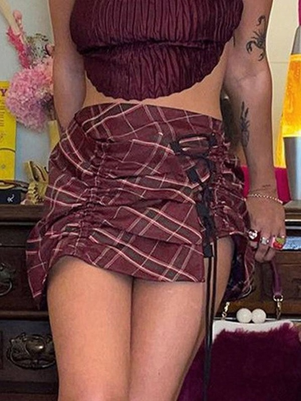 Lace Up Ruched Checkered Mini Skirt
