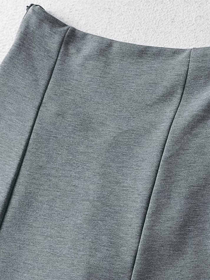 Lined Detail V Cut Mini Skirt