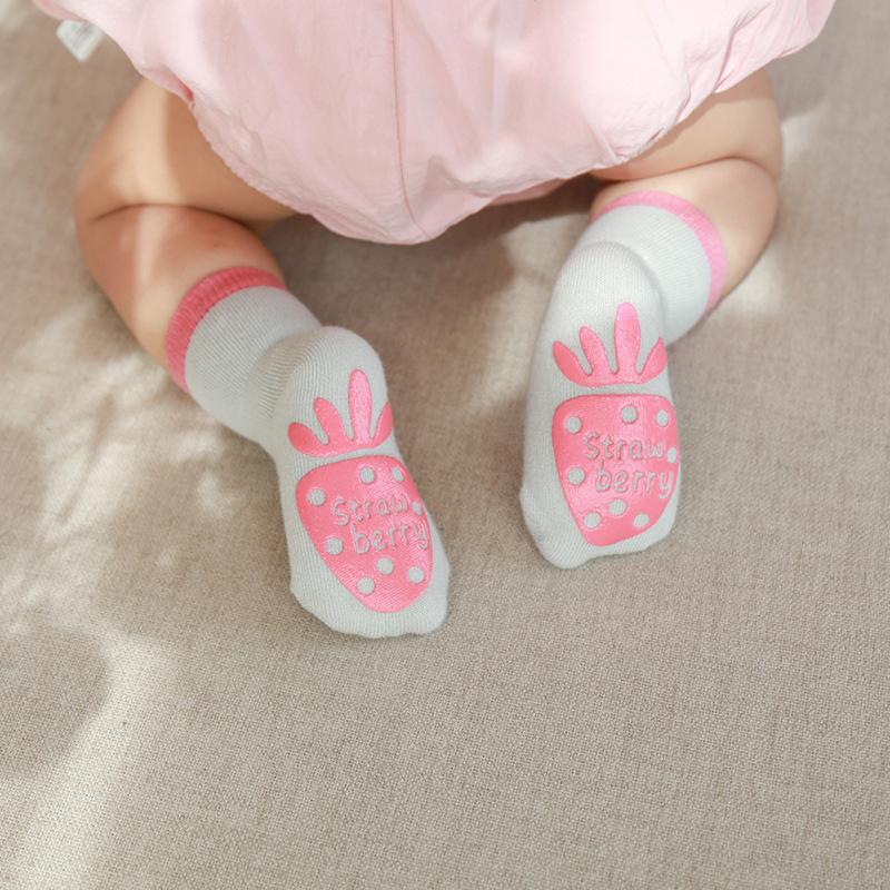 Niya Fruits Non-Slip Socks - MomyMall