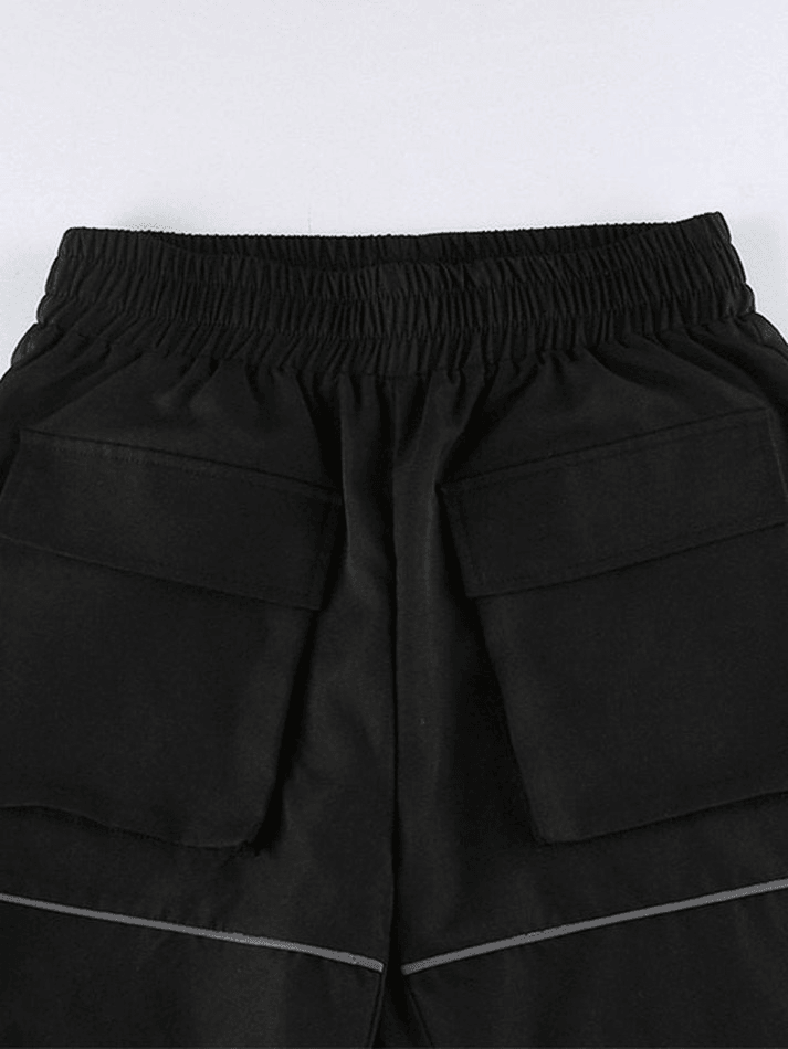 Pantalon Cargo Jogger Noir Détail Passepoil