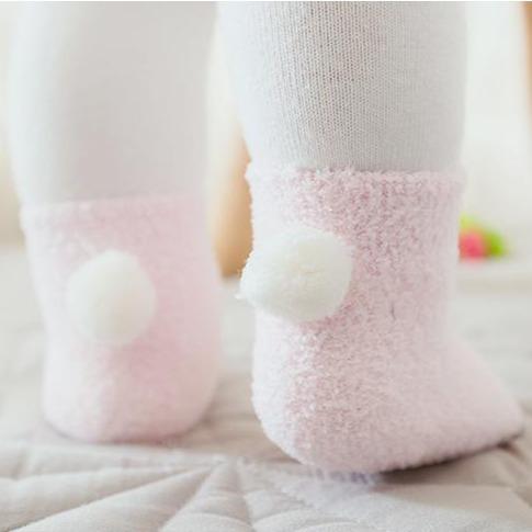 Pompom Plush Winter Baby Socks [Set of 3] - MomyMall