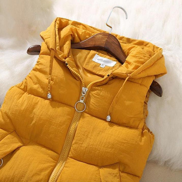 Plus Size Puffer Vest With Zip Pockets & Hood