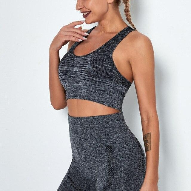 Seamless Yoga Sports Bra With Laser Cut Out Detail - MomyMall DARK GREY / S