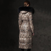 Manteau d'hiver ceinturé à imprimé léopard avec capuche en fausse fourrure