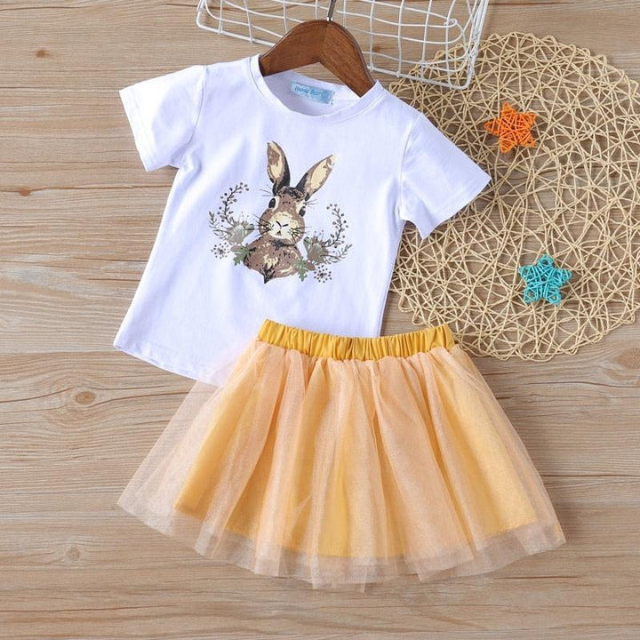 Vintage Bunny T-Shirt & Tutu Skirt Outfit