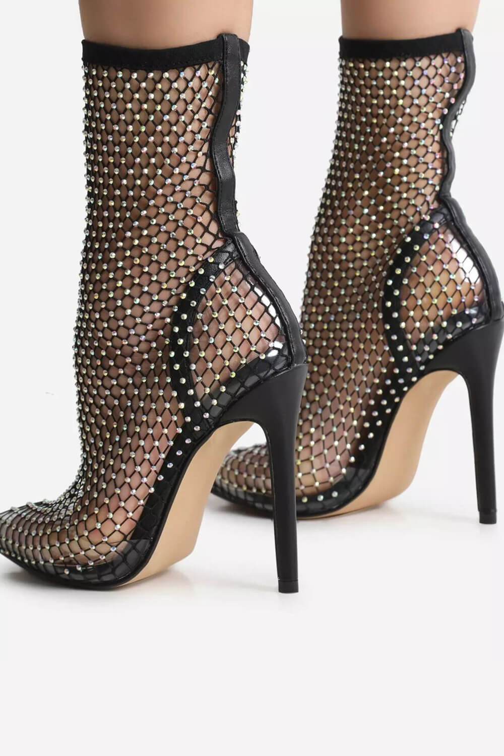 Bottines noires à talons chaussettes en résille à strass