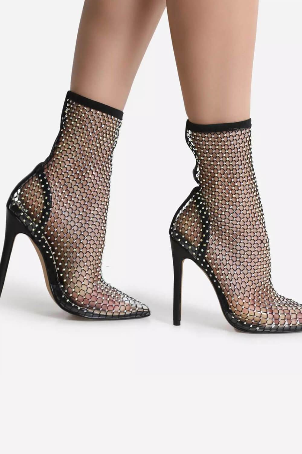 Bottines noires à talons chaussettes en résille à strass