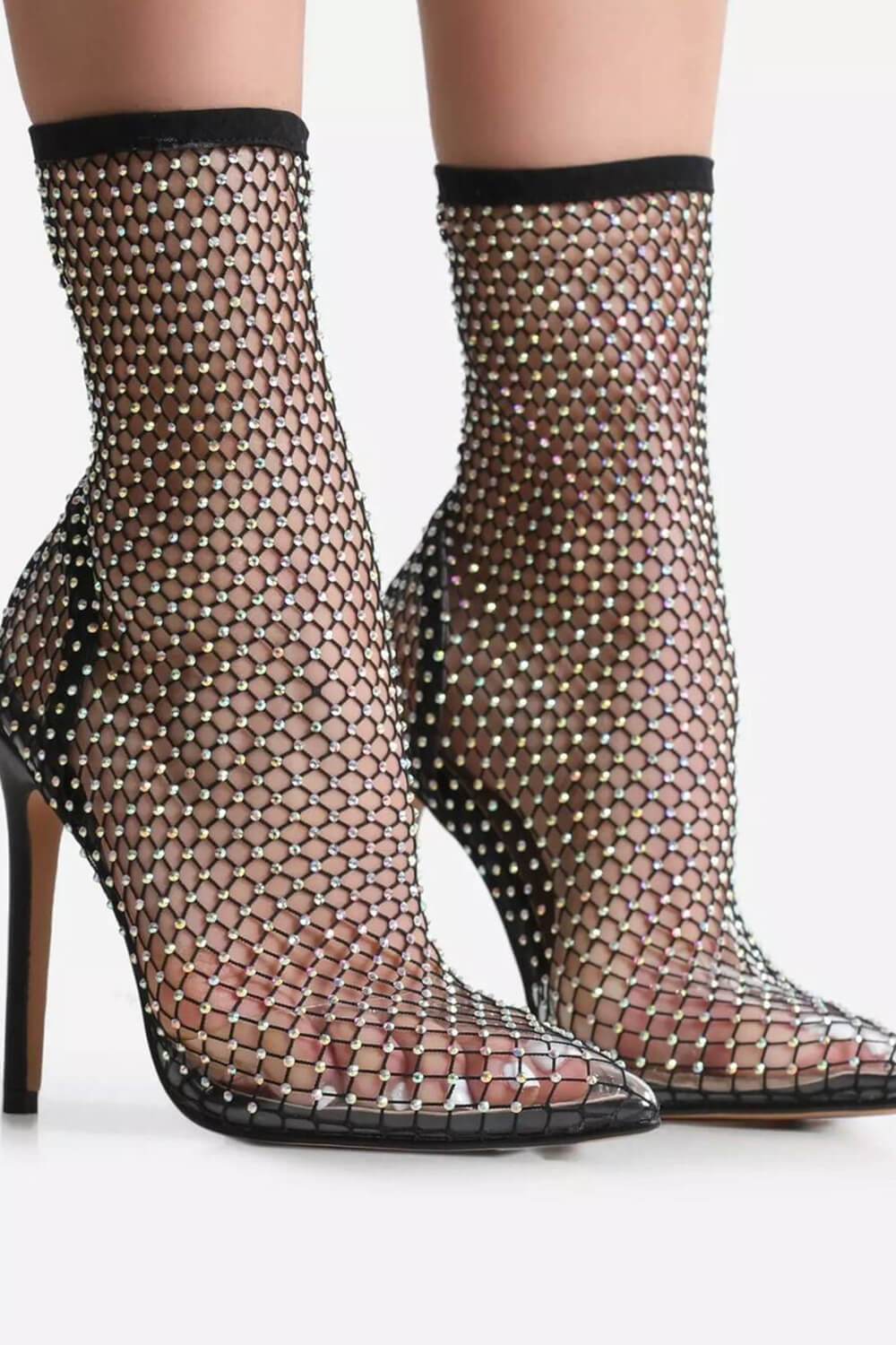 Bottines noires à talons chaussettes en résille à strass