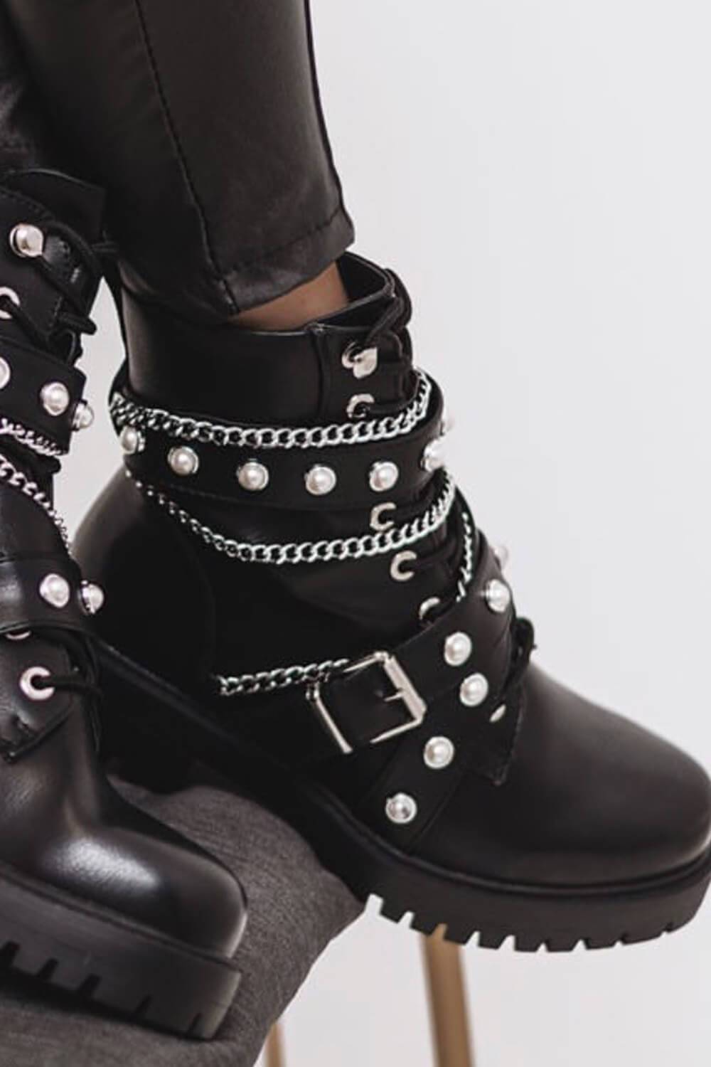 Black Pearl And Metal Buckle Detail Chain Lace-Up Ankle Moto Boots - MomyMall